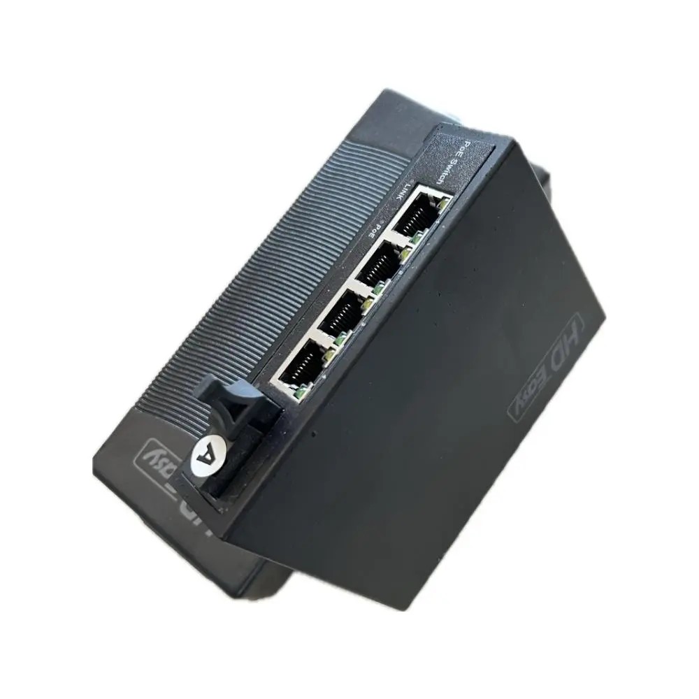 [19PA39] Switch PoE-Convertisseur 100Mbps 4 Ports POE5804PF